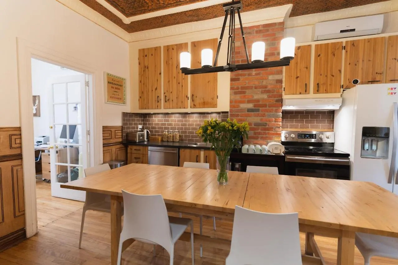 Bed And Breakfast Du Village Bbv Montreal